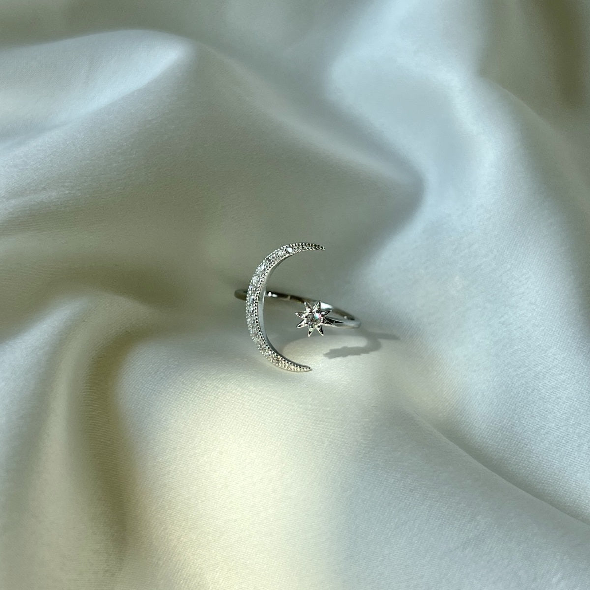 ~Luna Adjustable ring