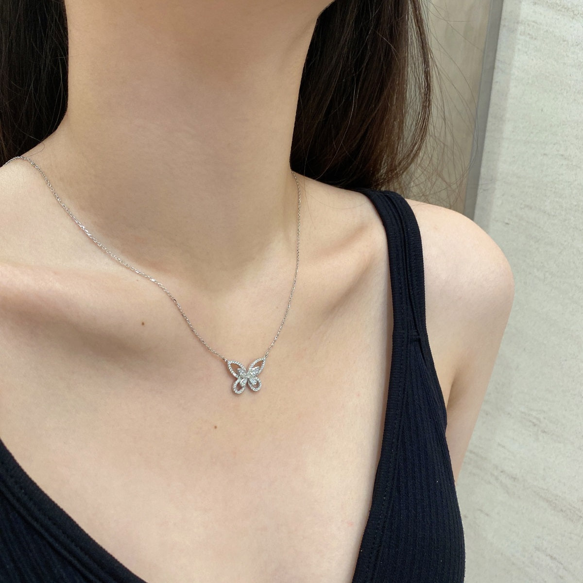 ~Mariposa Necklace