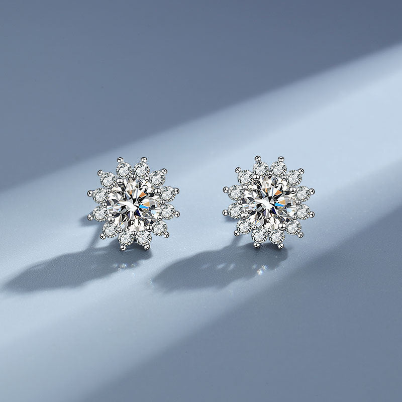 ~Girassol Moissanite Studs